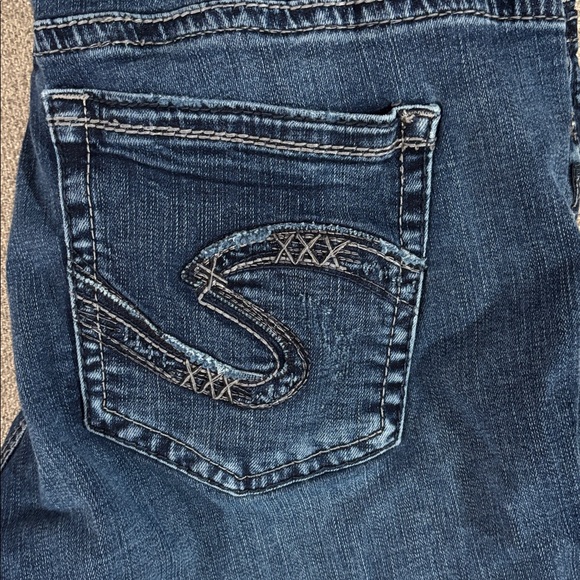 Silver Jeans - Picture 2 of 2